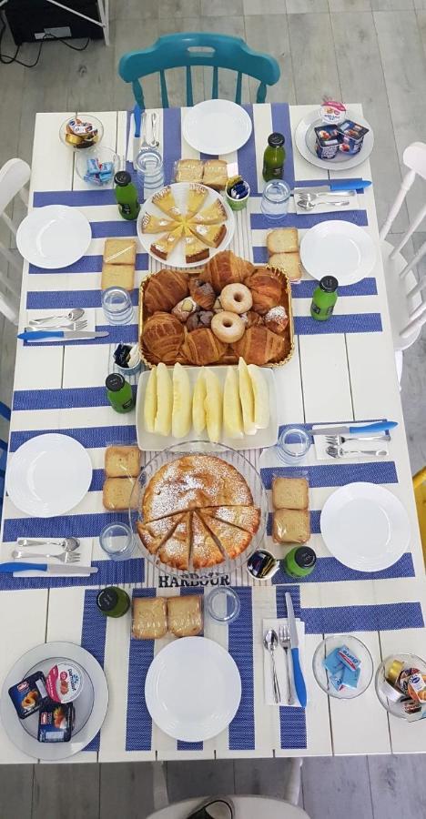 #Zonaporto Acomodação com café da manhã Nápoles Exterior foto